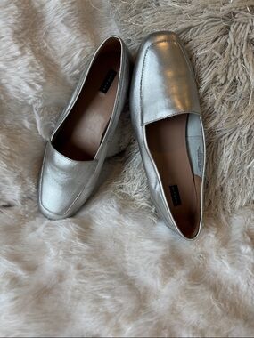 Array Metallic Silver Women's Loafers